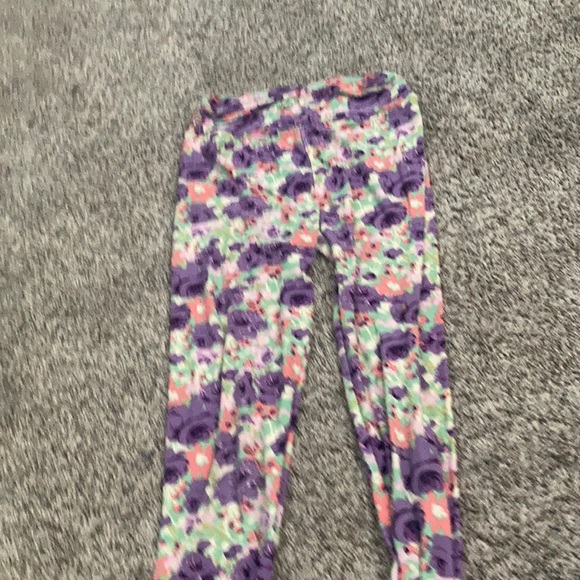 LuLaRoe Other - lula roe flower leggings 🌸